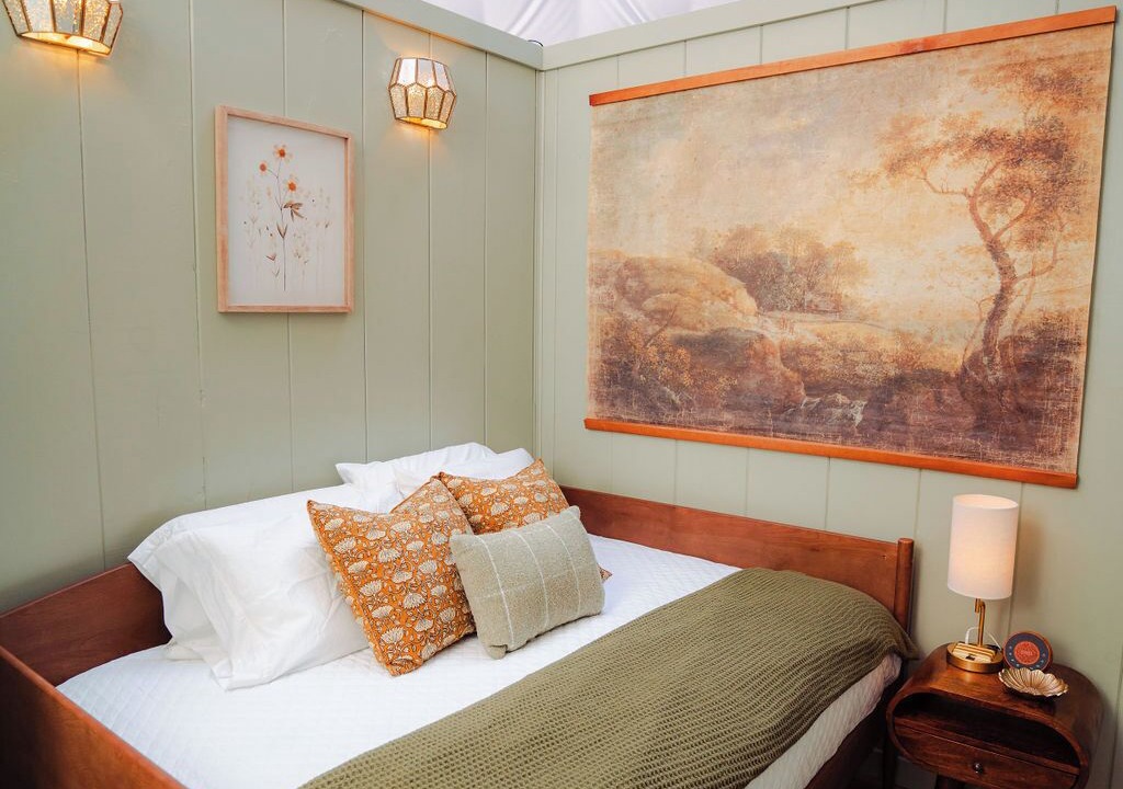Photo of Bedroom in Logan