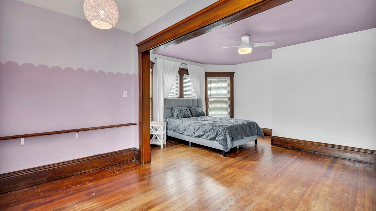 Photo of Bedroom in Elyria