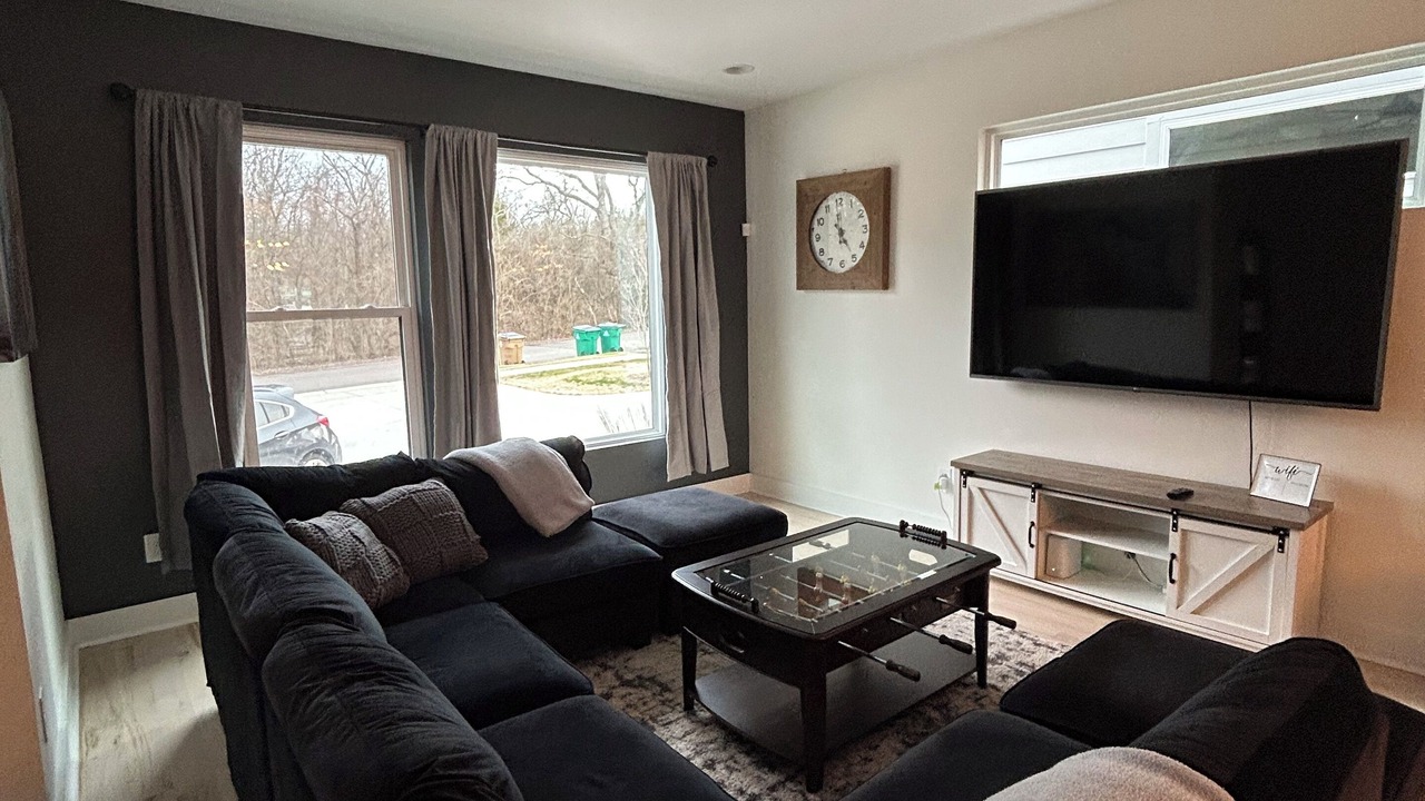 Photo of Livingroom in Madison
