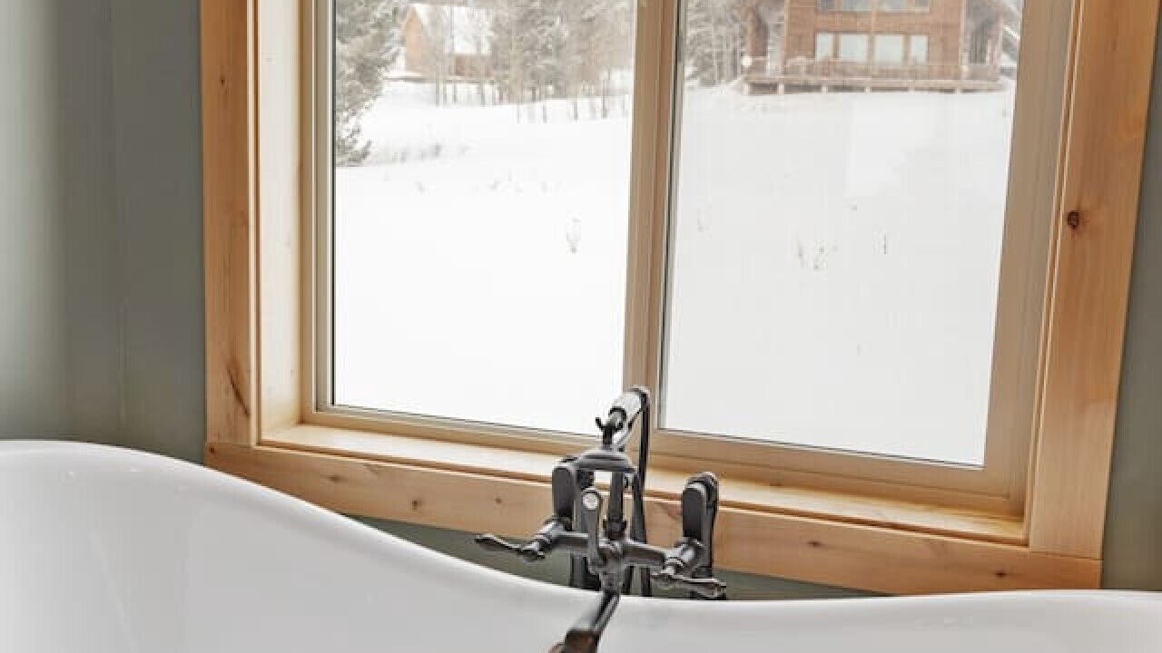 Photo of Bathroom in Island Park