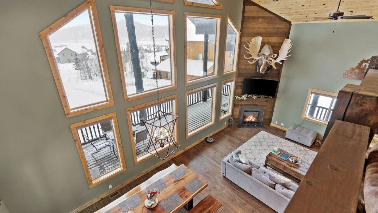 Photo of Livingroom in Island Park