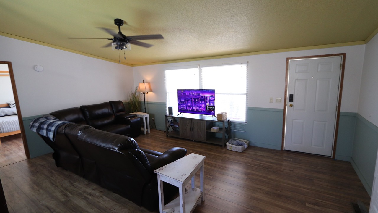 Photo of Livingroom in Protem
