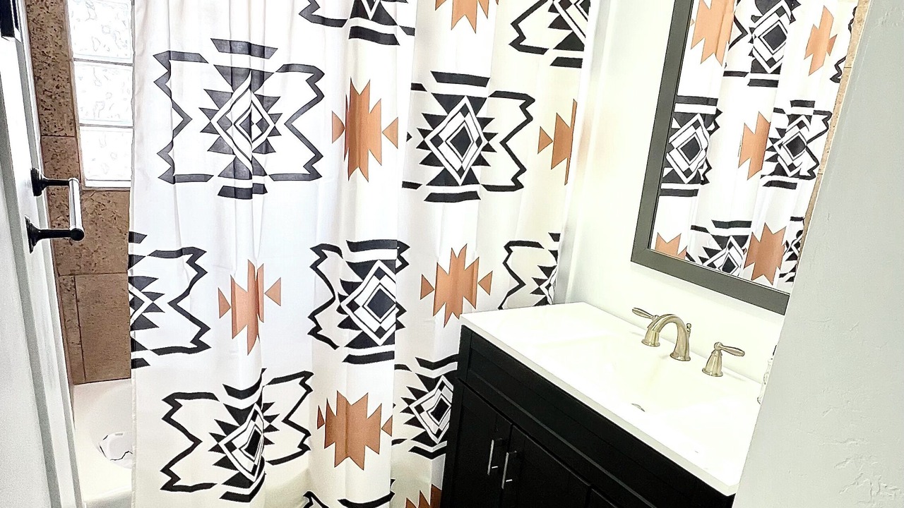 Photo of Bathroom in Nephi