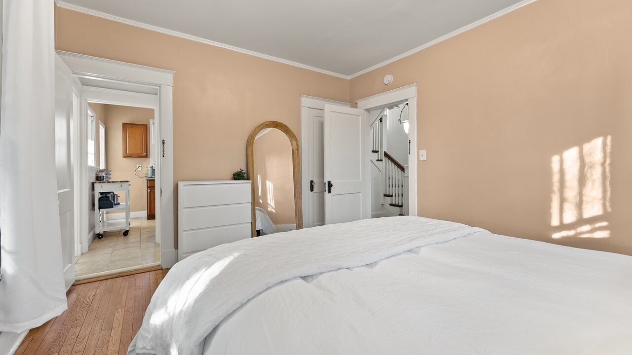 Photo of Bedroom in Midtown