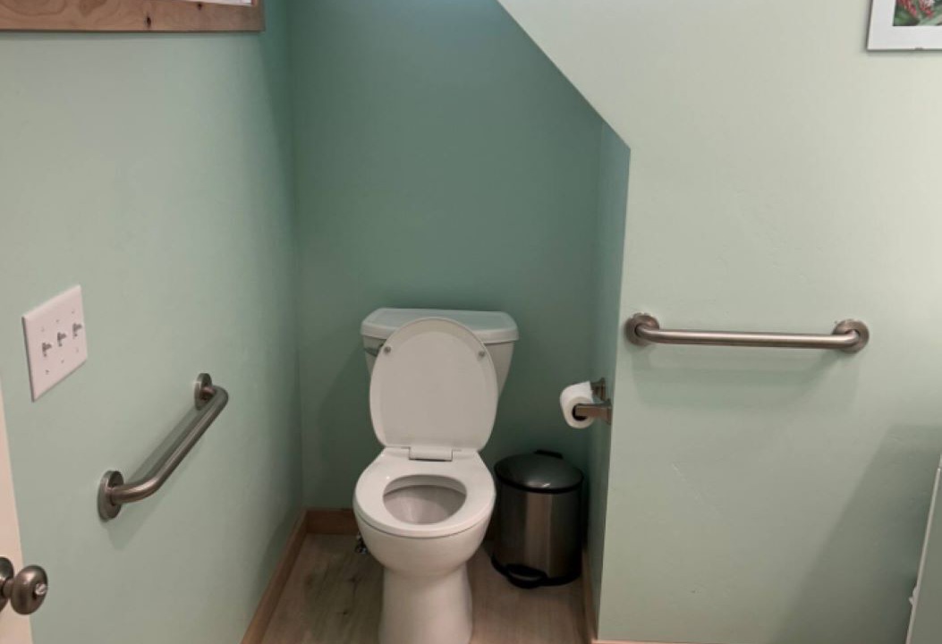 Photo of Bathroom in University District