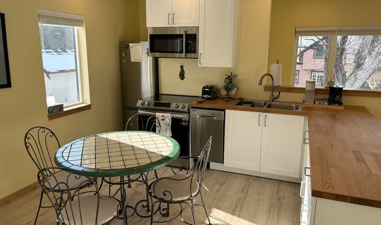 Photo of Kitchen in University District