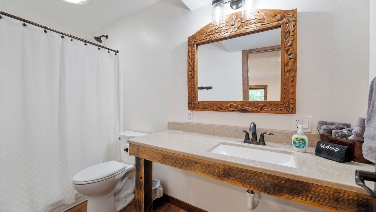 Photo of Bathroom in Whitewood