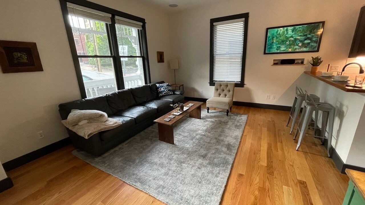 Photo of Livingroom in Mount Lookout
