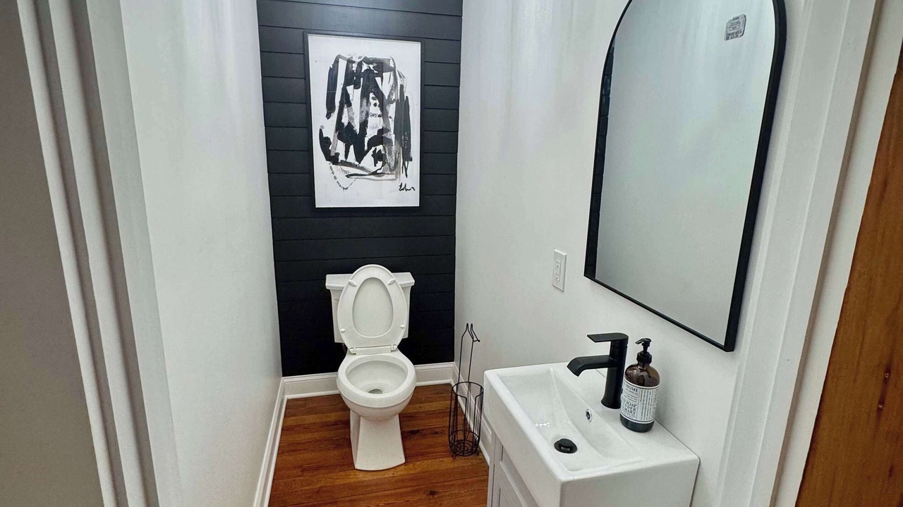 Photo of Bathroom in Butchertown