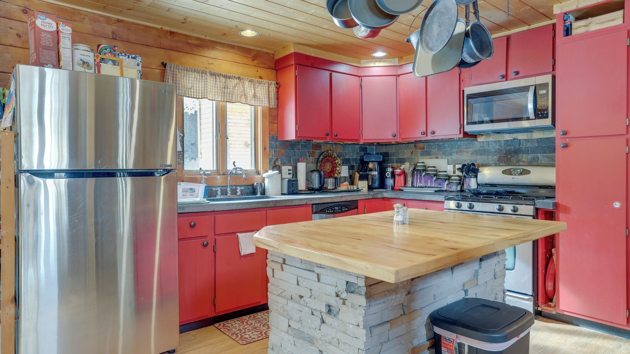 Photo of Kitchen in Casper Mountain