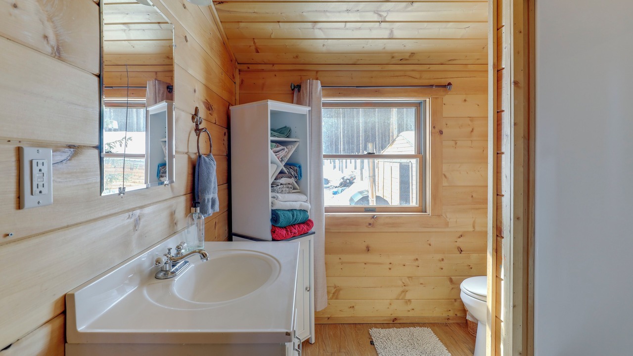 Photo of Bathroom in Casper Mountain