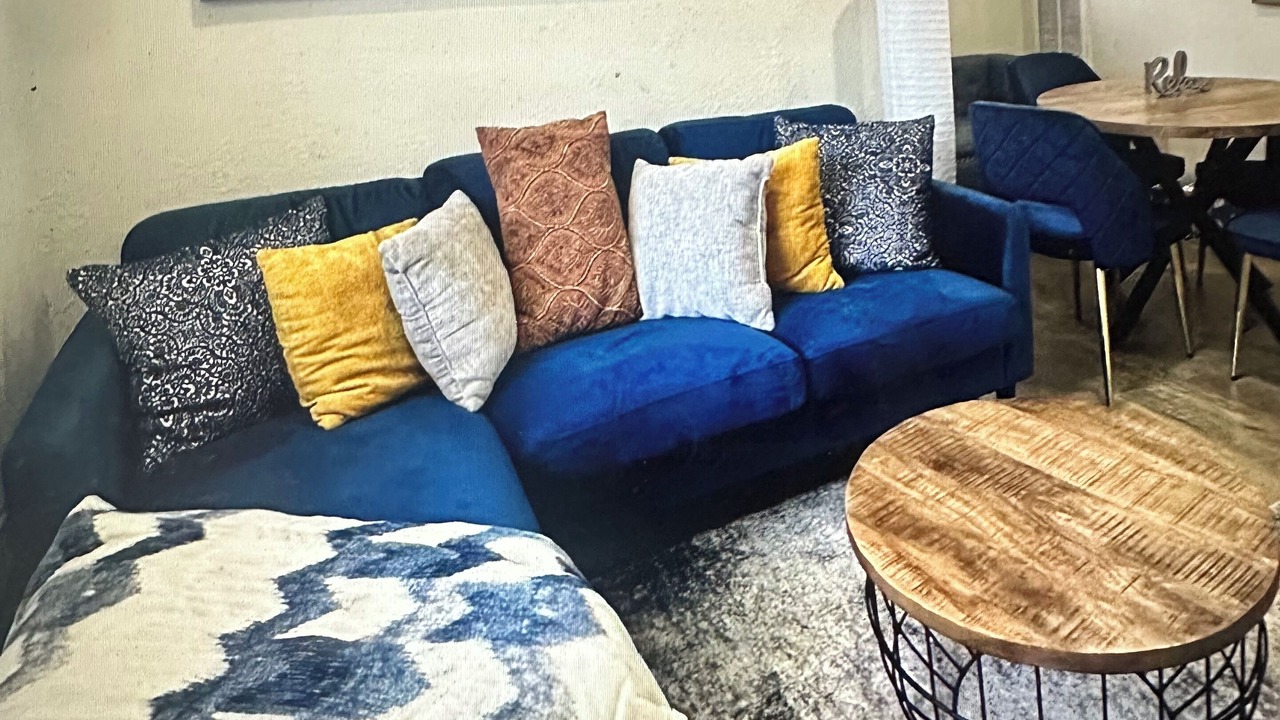 Photo of Livingroom in Longfellow