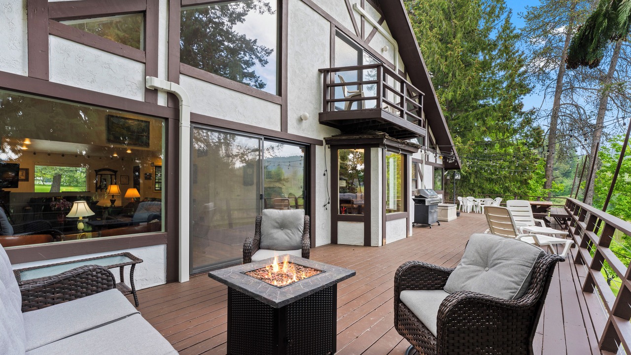 Photo of Patio Balcony in Ponder Point