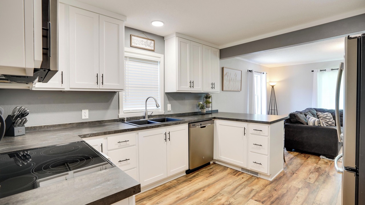 Photo of Kitchen in Roosevelt