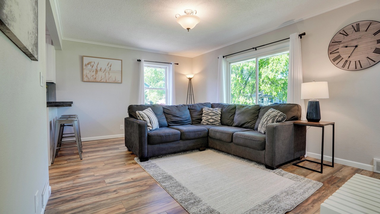 Photo of Livingroom in Roosevelt