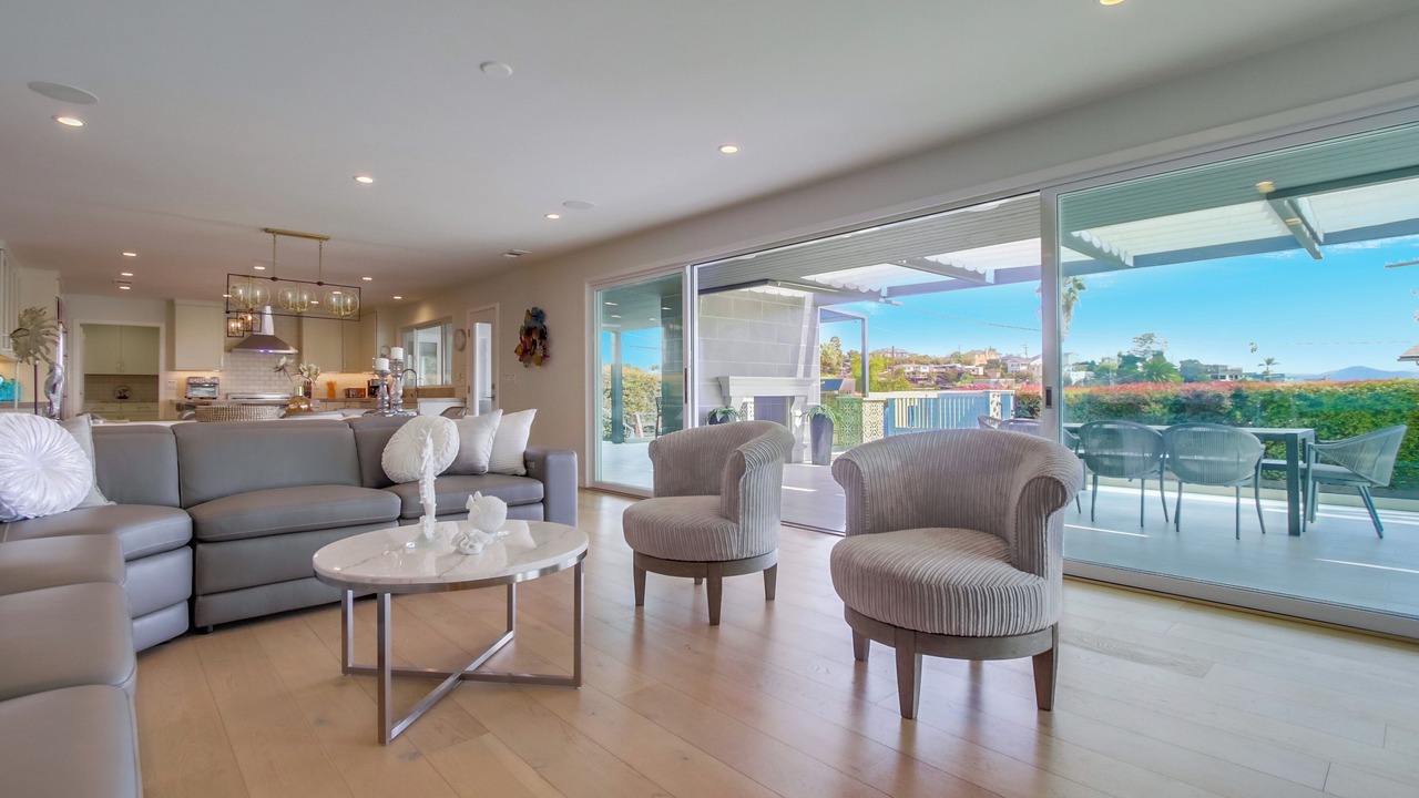 Photo of Livingroom in Roseville - Fleet Ridge