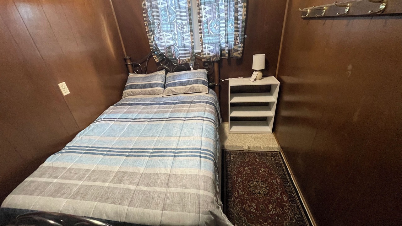 Photo of Bedroom in Sterling Heights
