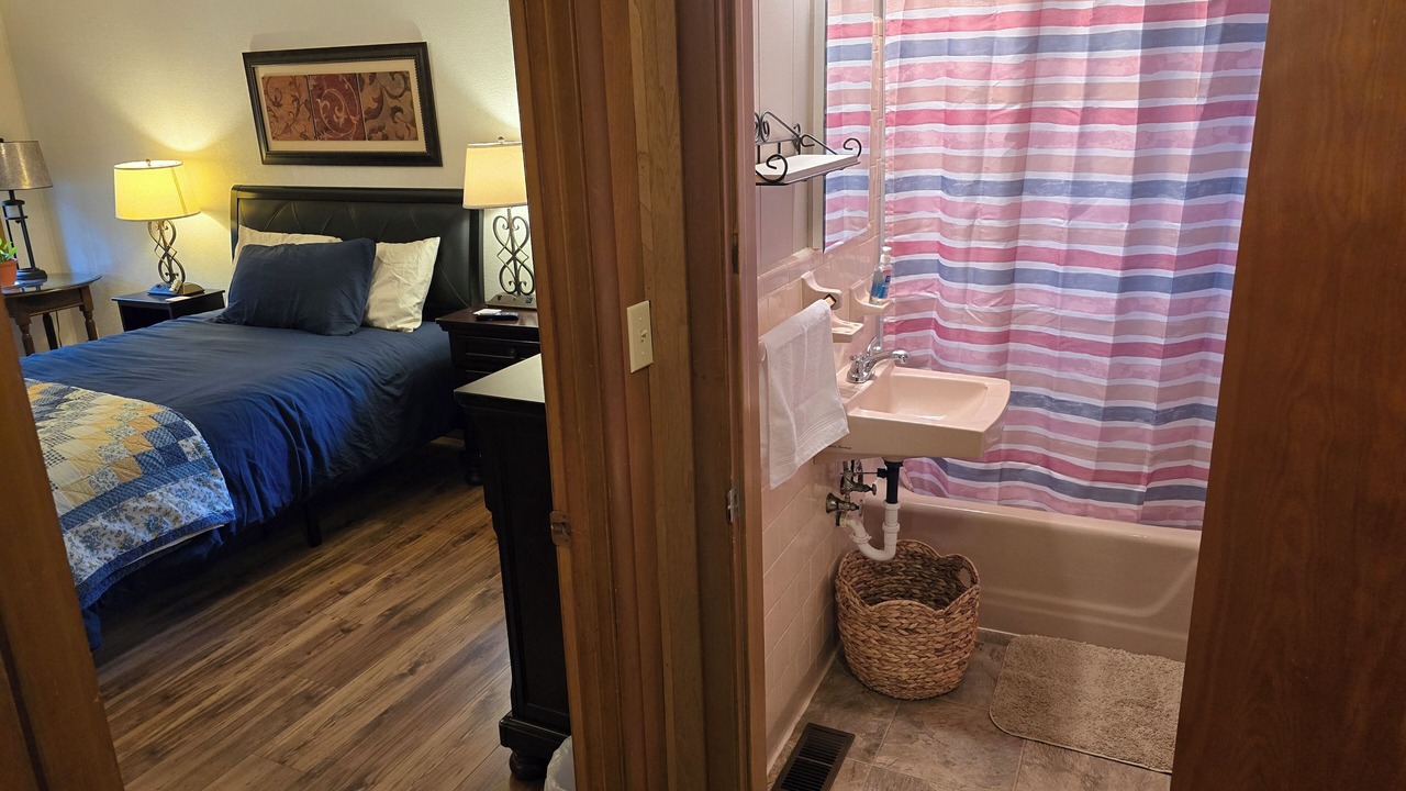 Photo of Bedroom in Mount Ida