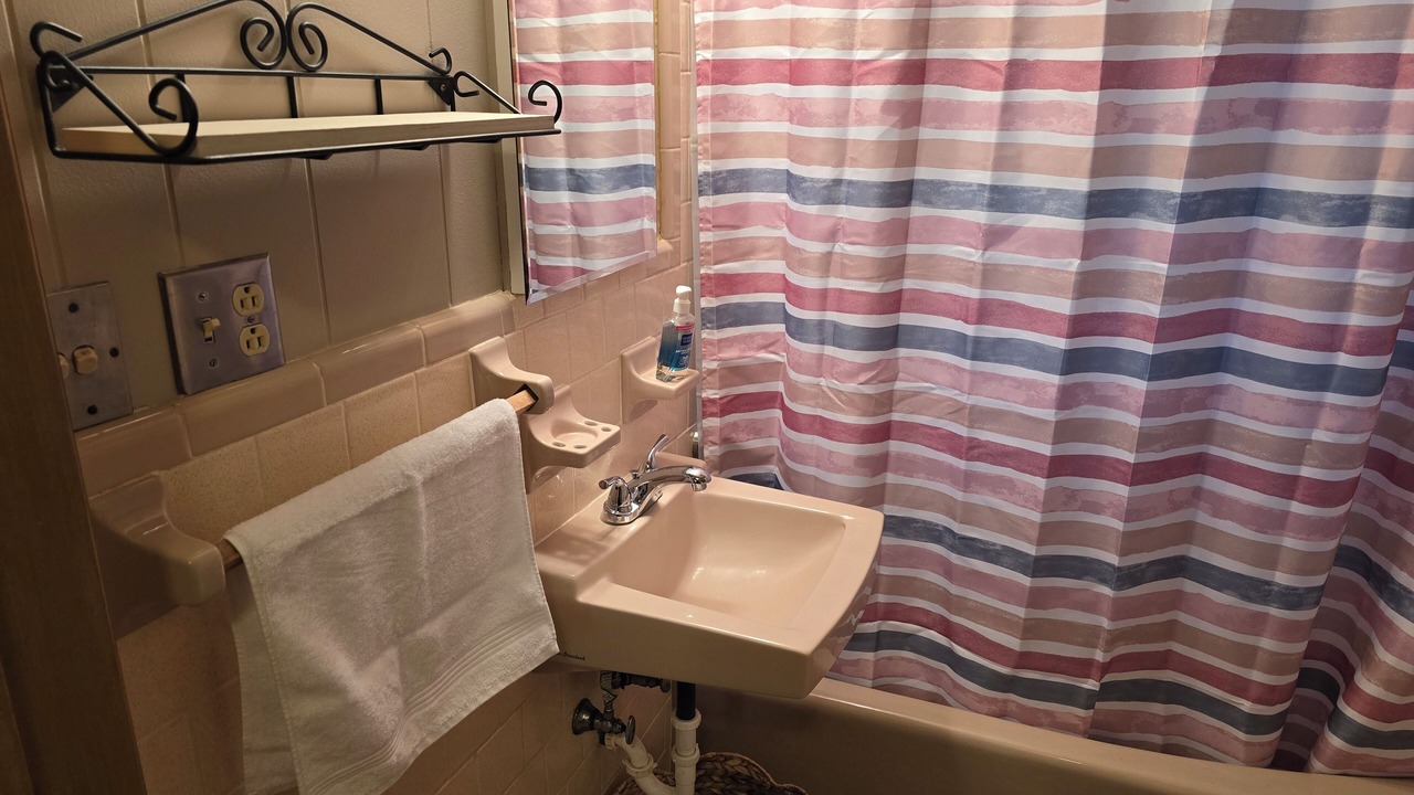 Photo of Bathroom in Mount Ida