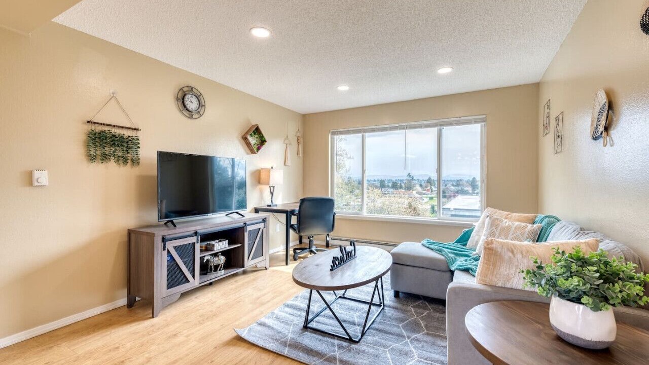 Photo of Livingroom in Highline