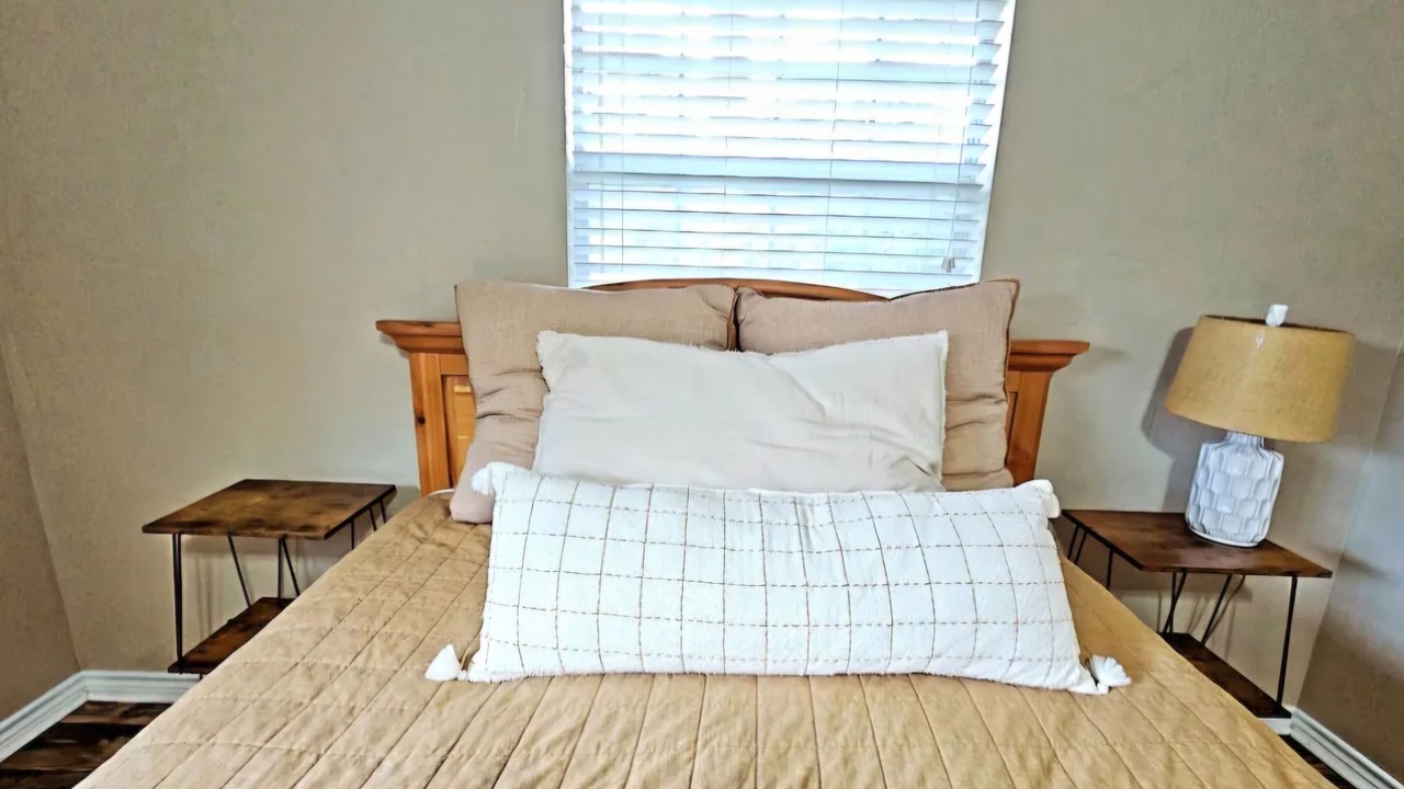 Photo of Bedroom in Brookeland