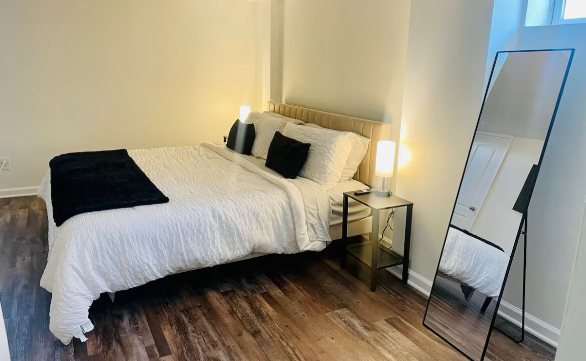 Photo of Bedroom in Speedway