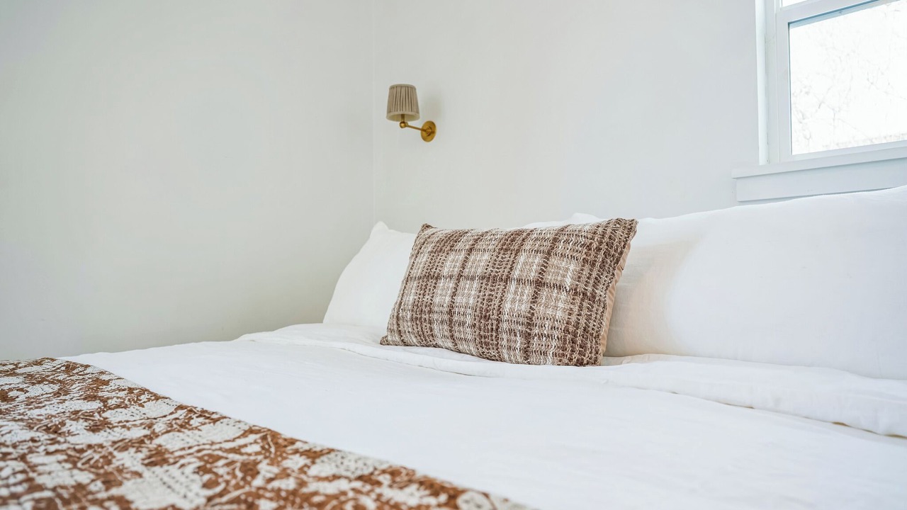 Photo of Bedroom in Franklin to the Fort