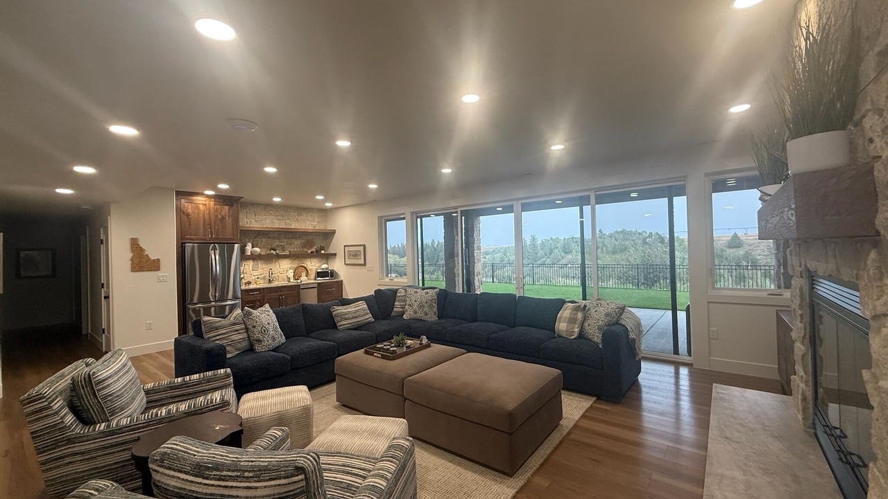 Photo of Livingroom in Ashton