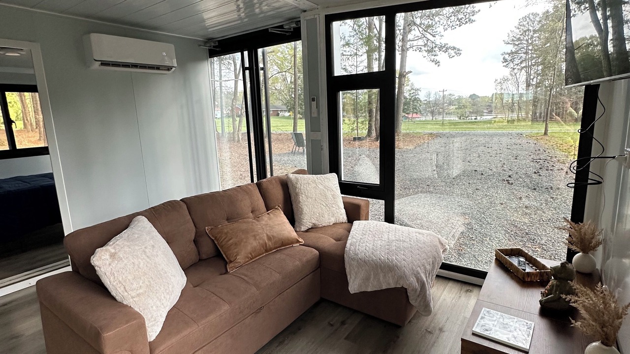 Photo of Livingroom in Norwood