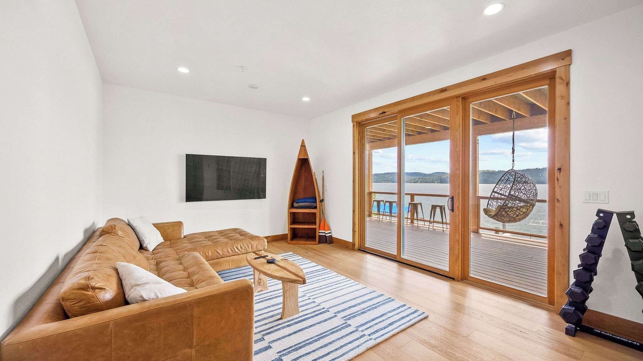 Photo of Livingroom in Worley