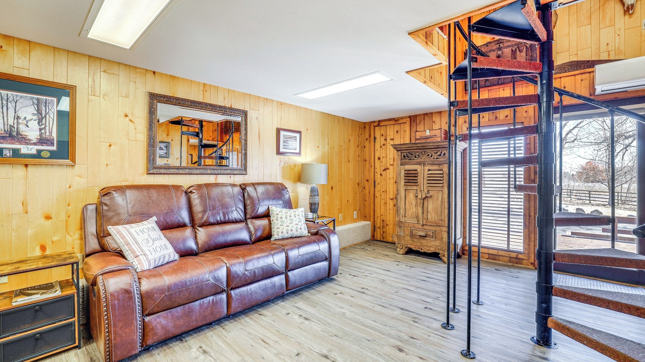 Photo of Livingroom in Lander