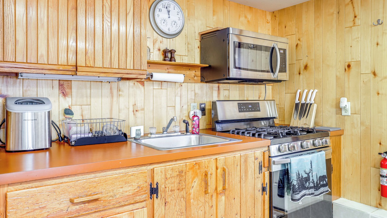 Photo of Kitchen in Lander