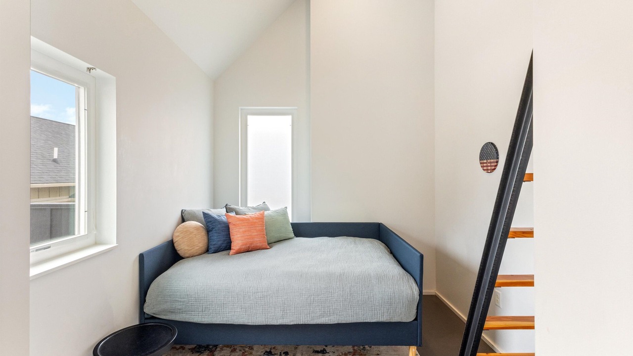 Photo of Bedroom in Valley West