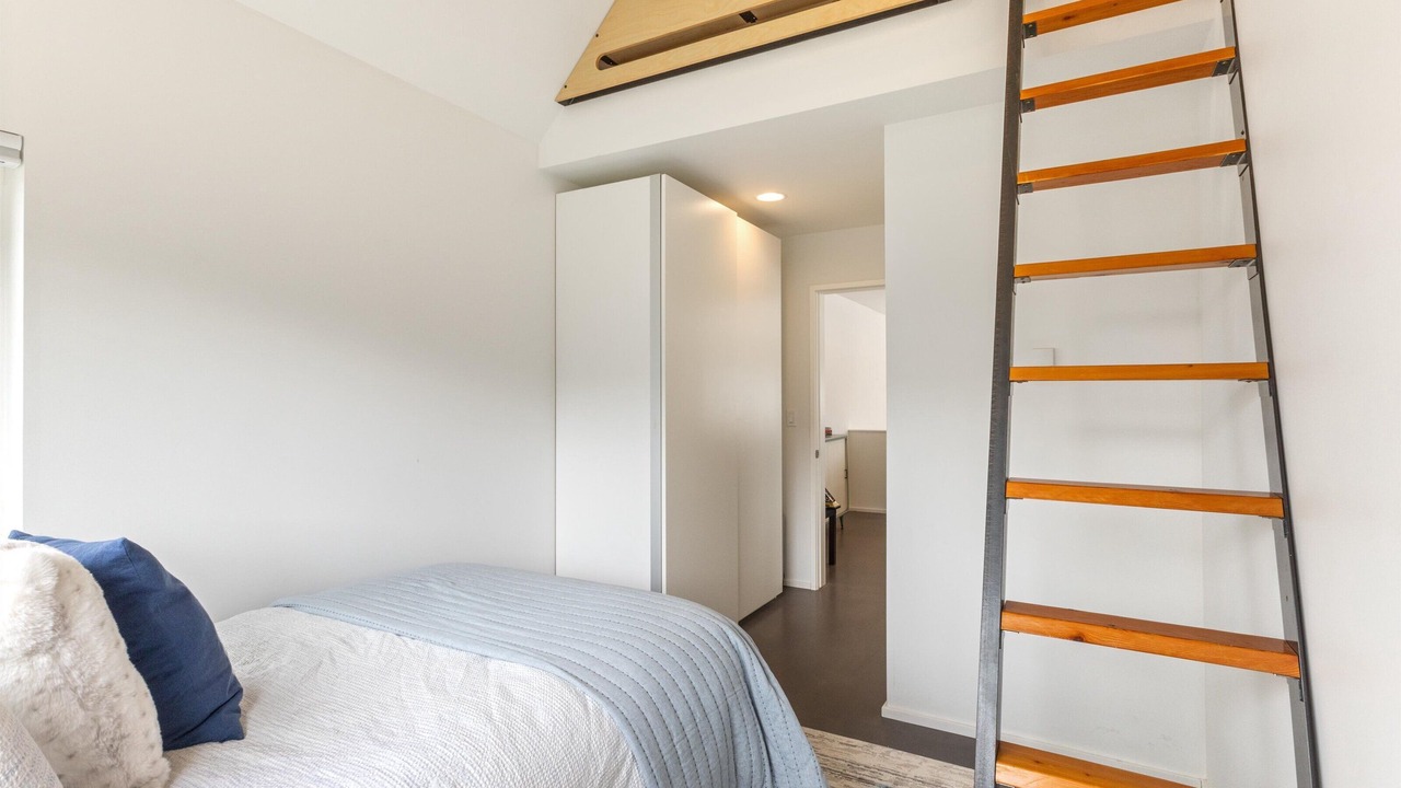 Photo of Bedroom in Valley West