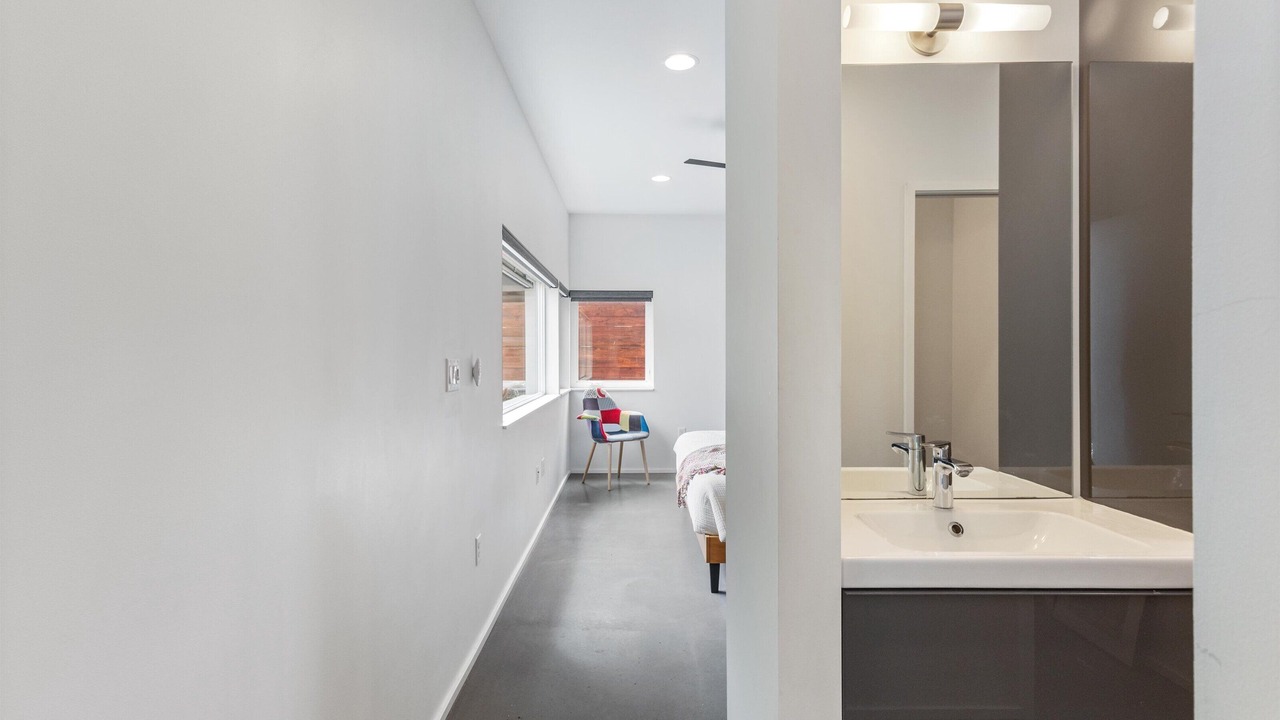 Photo of Bedroom in Valley West