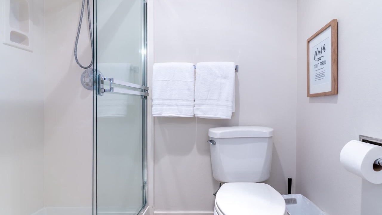 Photo of Bathroom in Inglewood-Finn Hill