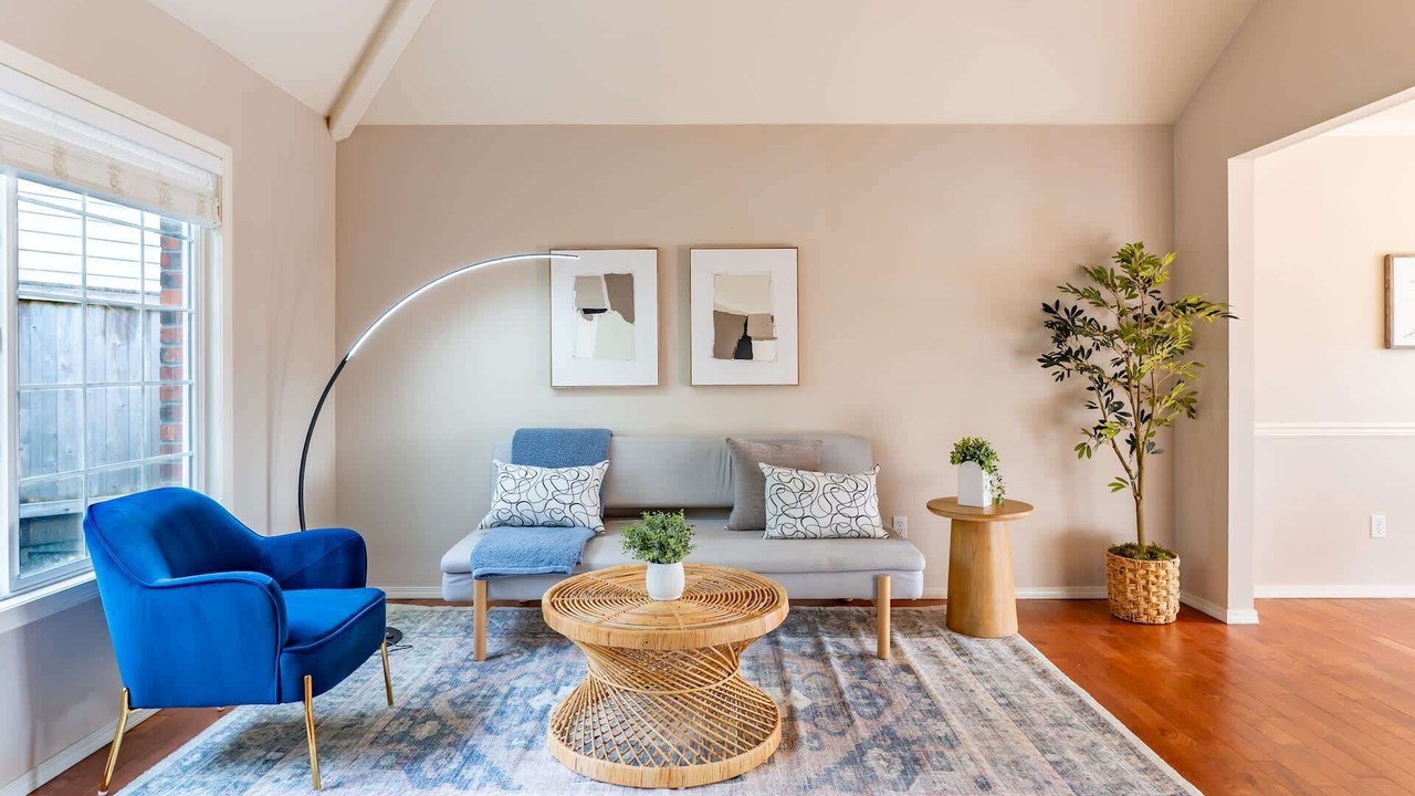 Photo of Bedroom in Inglewood-Finn Hill