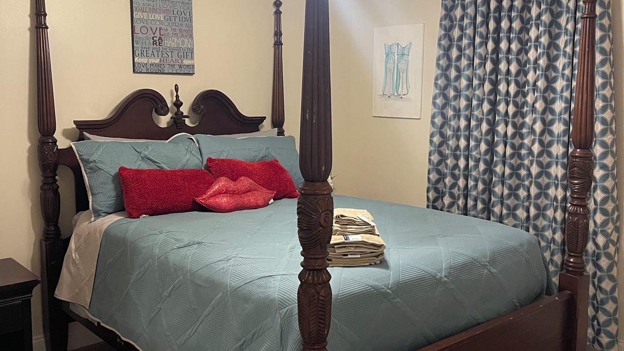 Photo of Bedroom in Cane Savannah