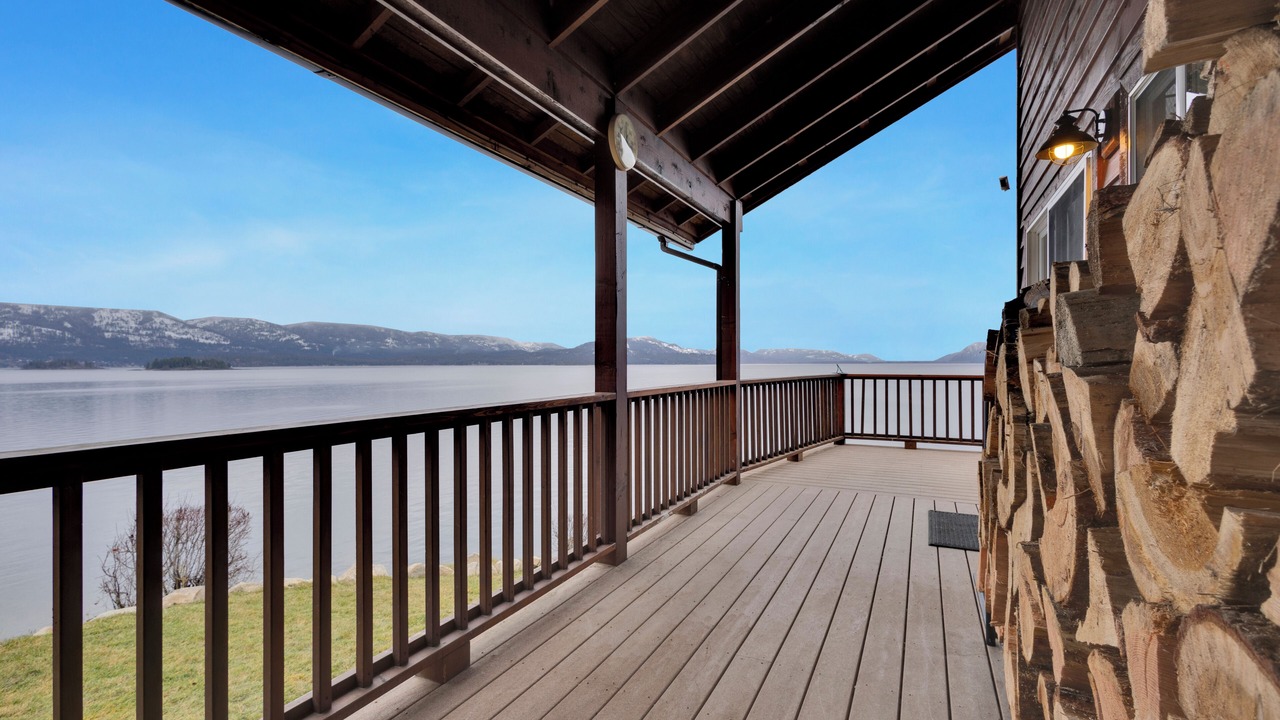 Photo of Patio Balcony in Sagle