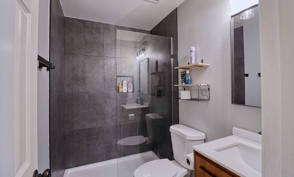 Photo of Bathroom in Barker