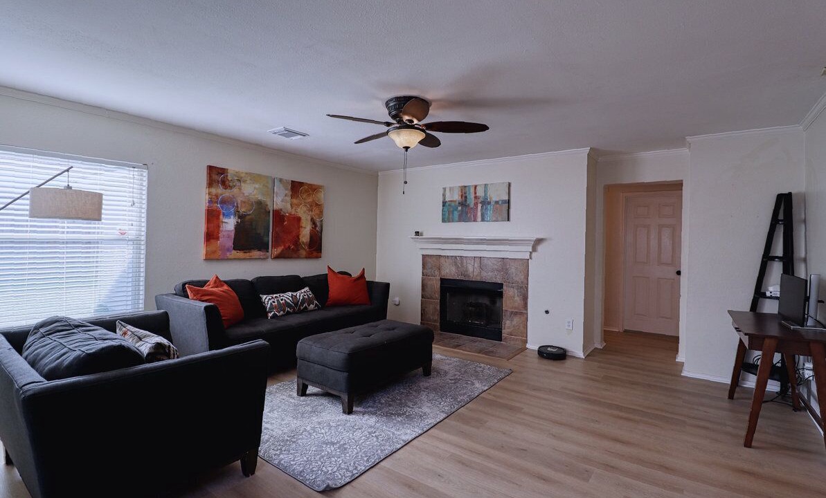 Photo of Livingroom in Barker