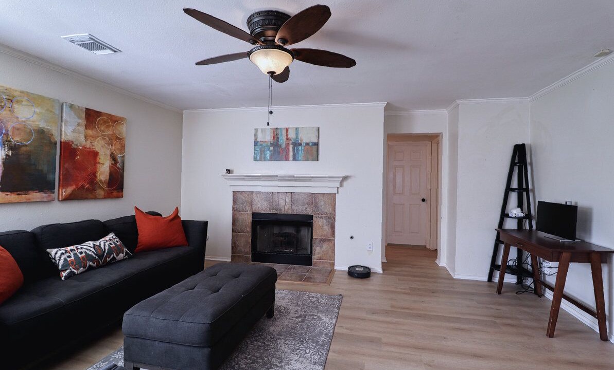 Photo of Livingroom in Barker