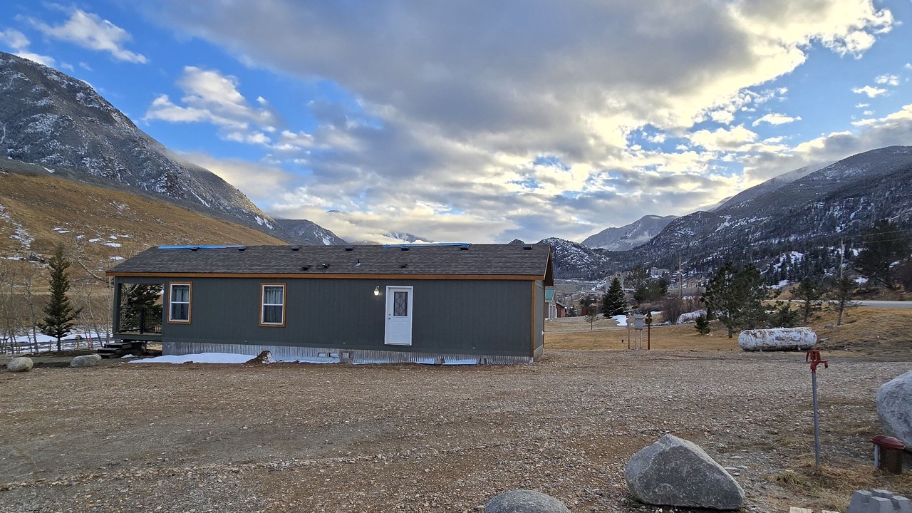 Photo of Outdoor in Nye