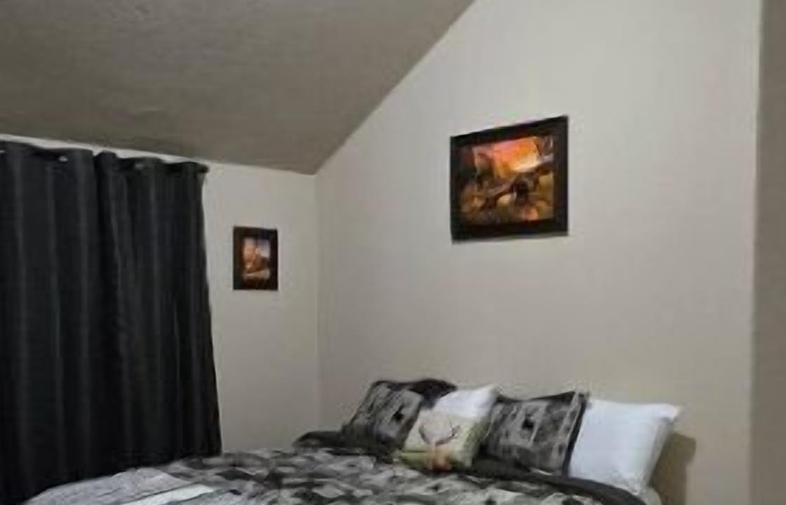 Photo of Bedroom in Nye