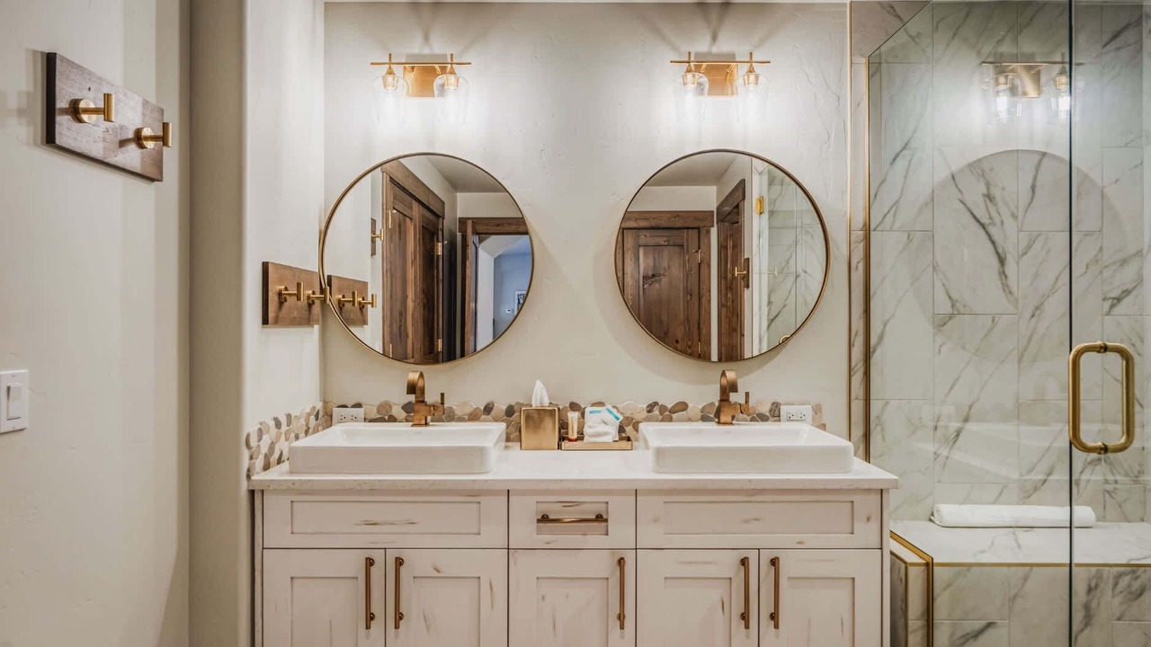 Photo of Bathroom in Eureka