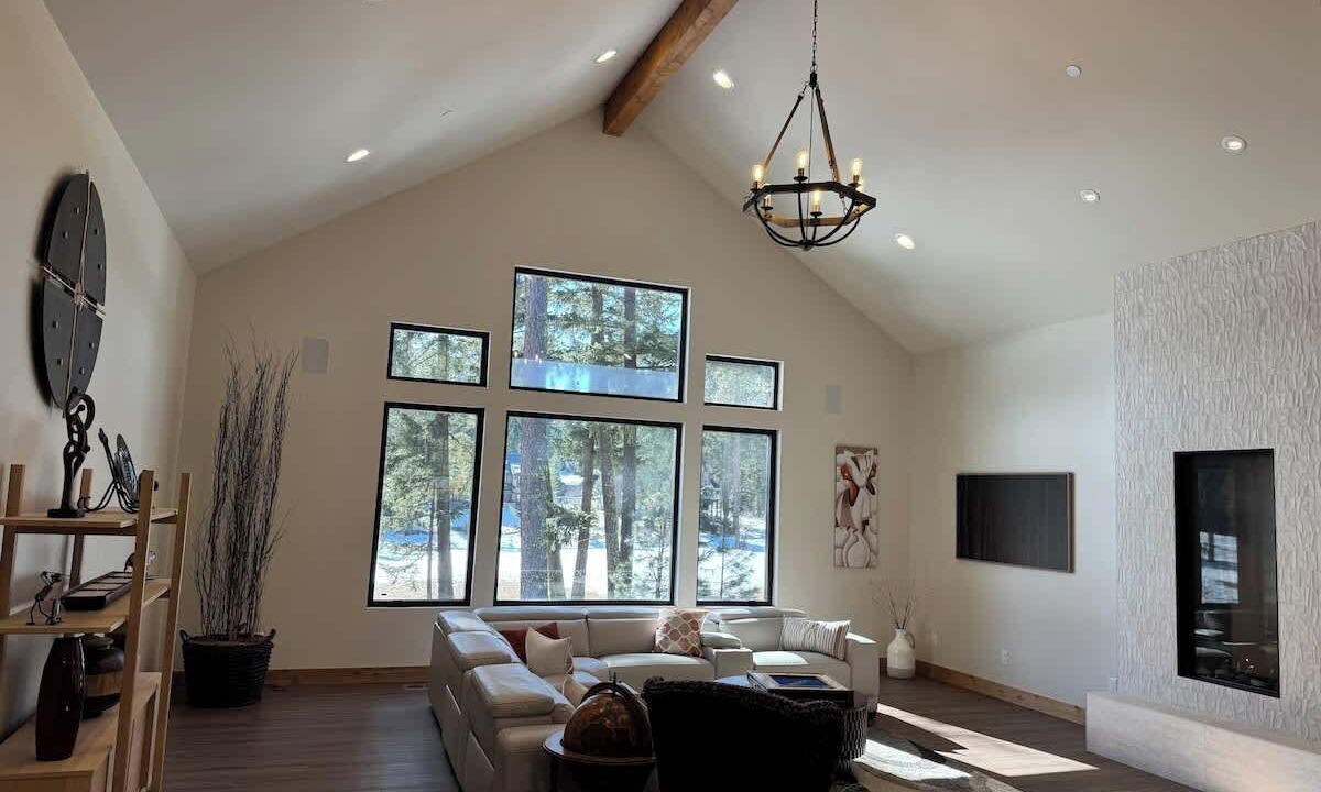 Photo of Livingroom in Roslyn