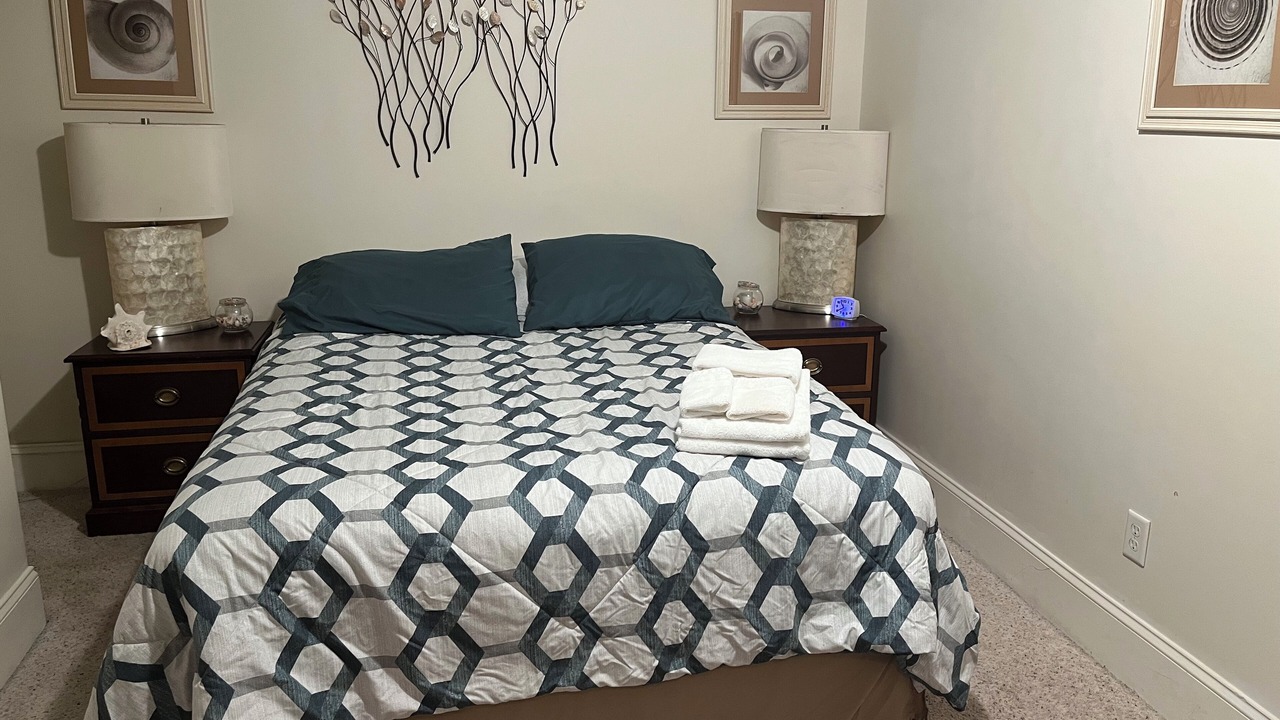 Photo of Bedroom in Lorain