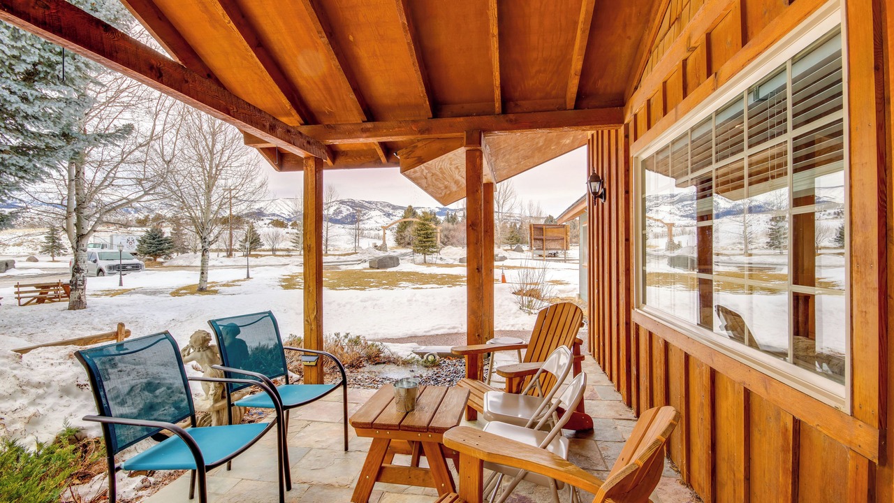 Photo of Patio Balcony in Emigrant