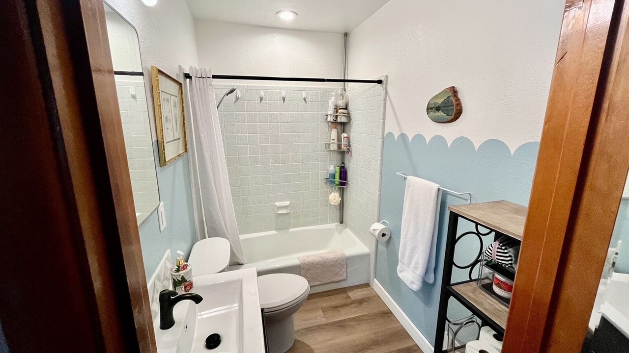 Photo of Bathroom in Orchard District