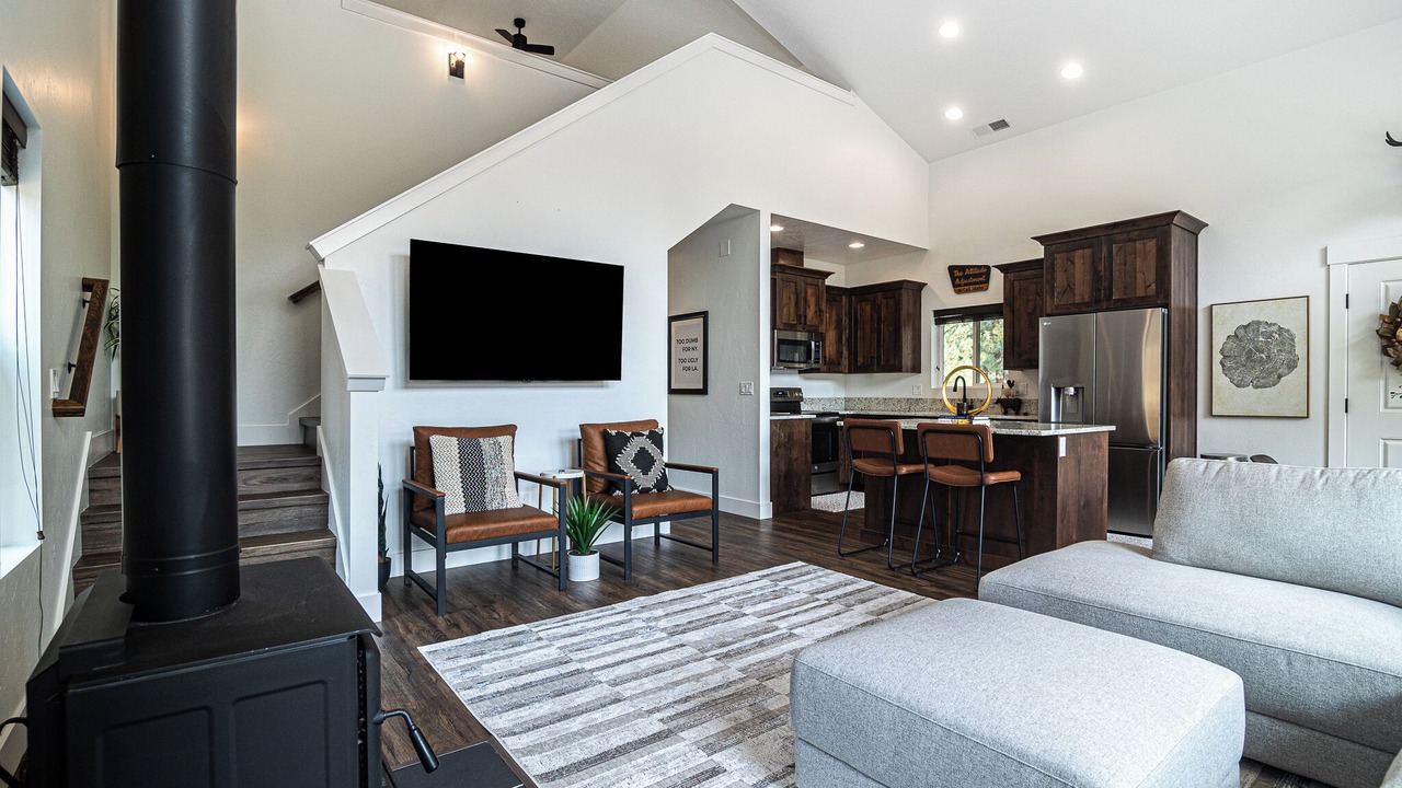 Photo of Livingroom in New Meadows